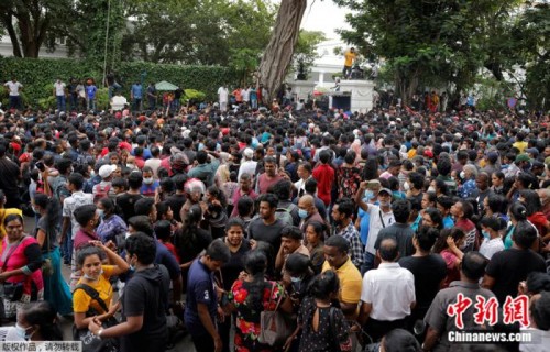 斯里蘭卡宣布進入緊急狀態多地實施無限期宵禁