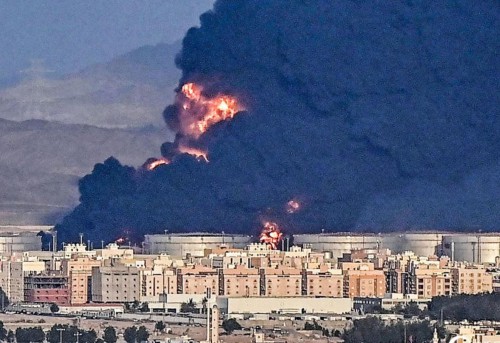 沙特兩處石油設施遭遇襲擊